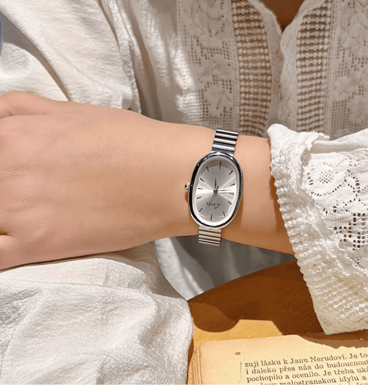 Solline – Women’s Vintage Style Watch