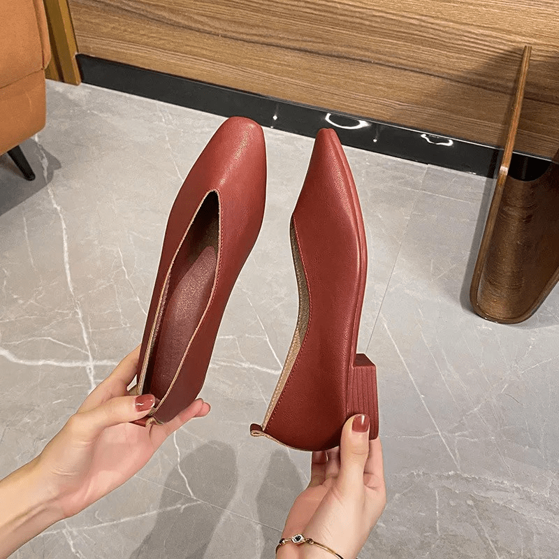 Avory Elodie Vintage Women's Flats
