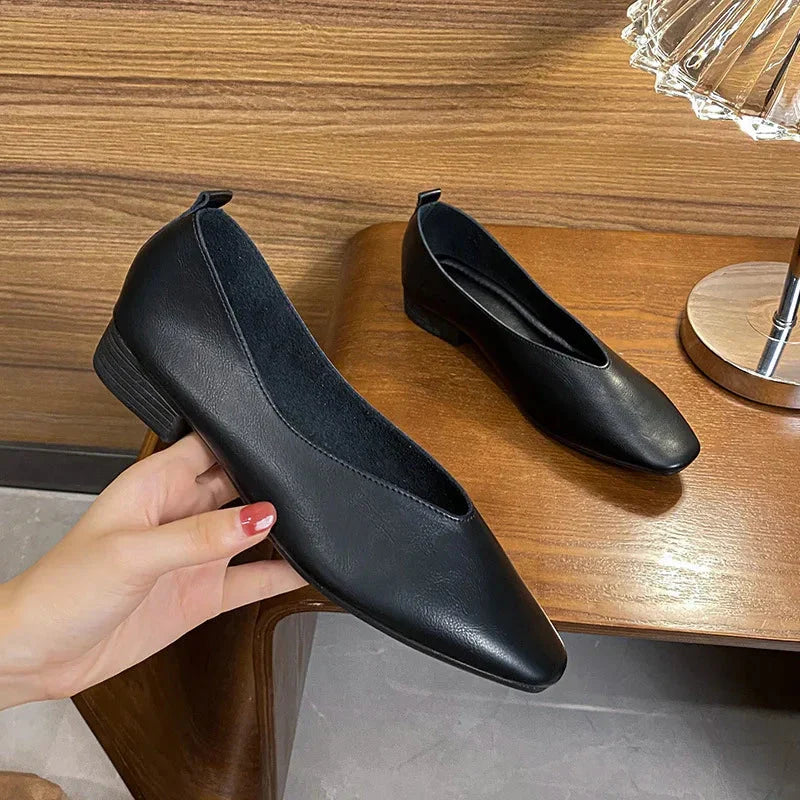 Avory Elodie Vintage Women's Flats