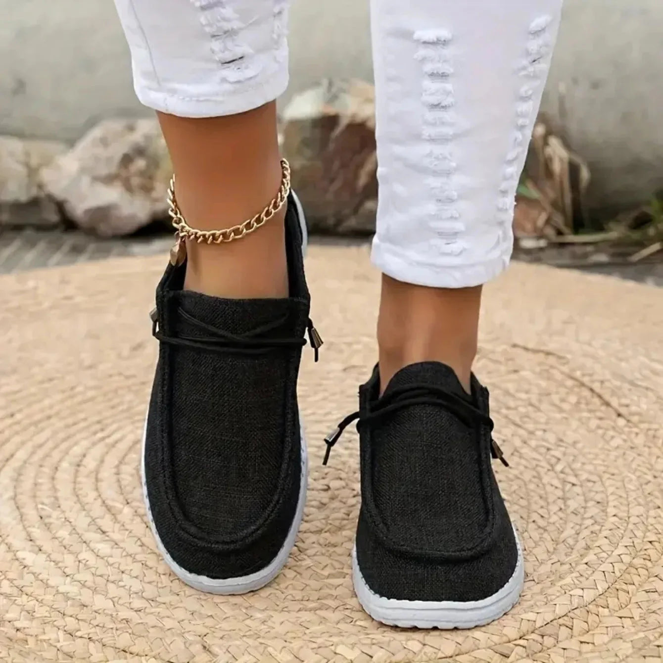 Comfortable Women's Casual Shoes Levitare