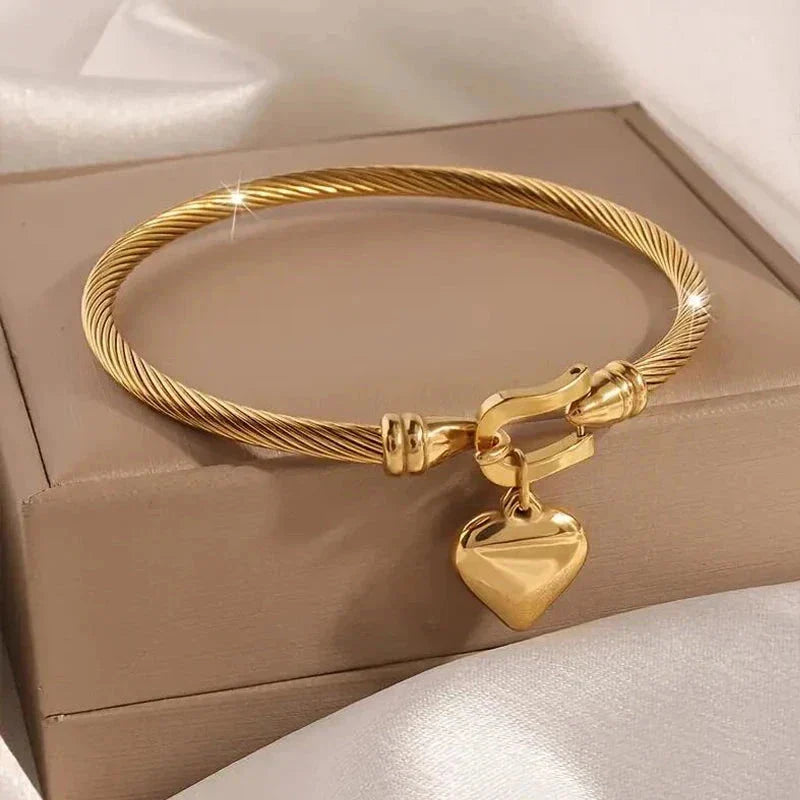 Pulseiras Femininas Douradas Golden Heart