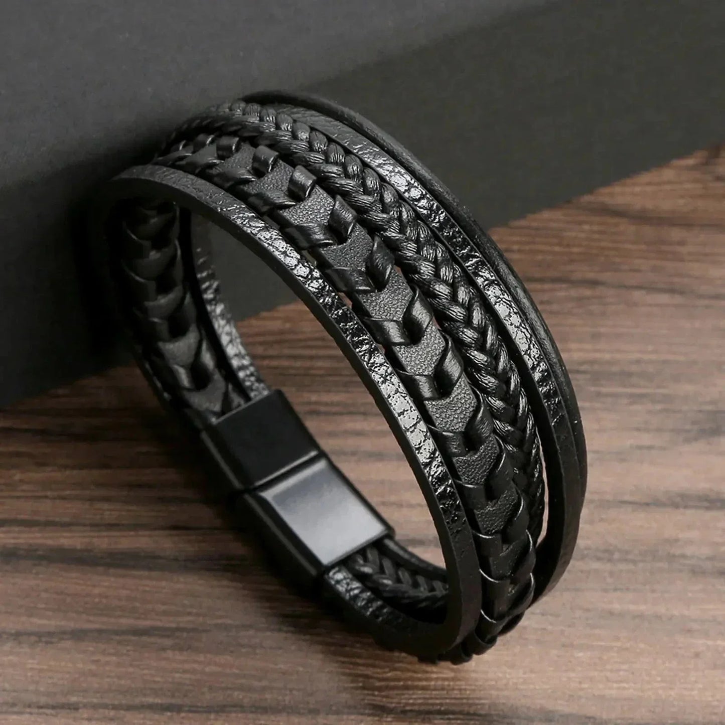 Pulseira Klaiven em Couro Sintético