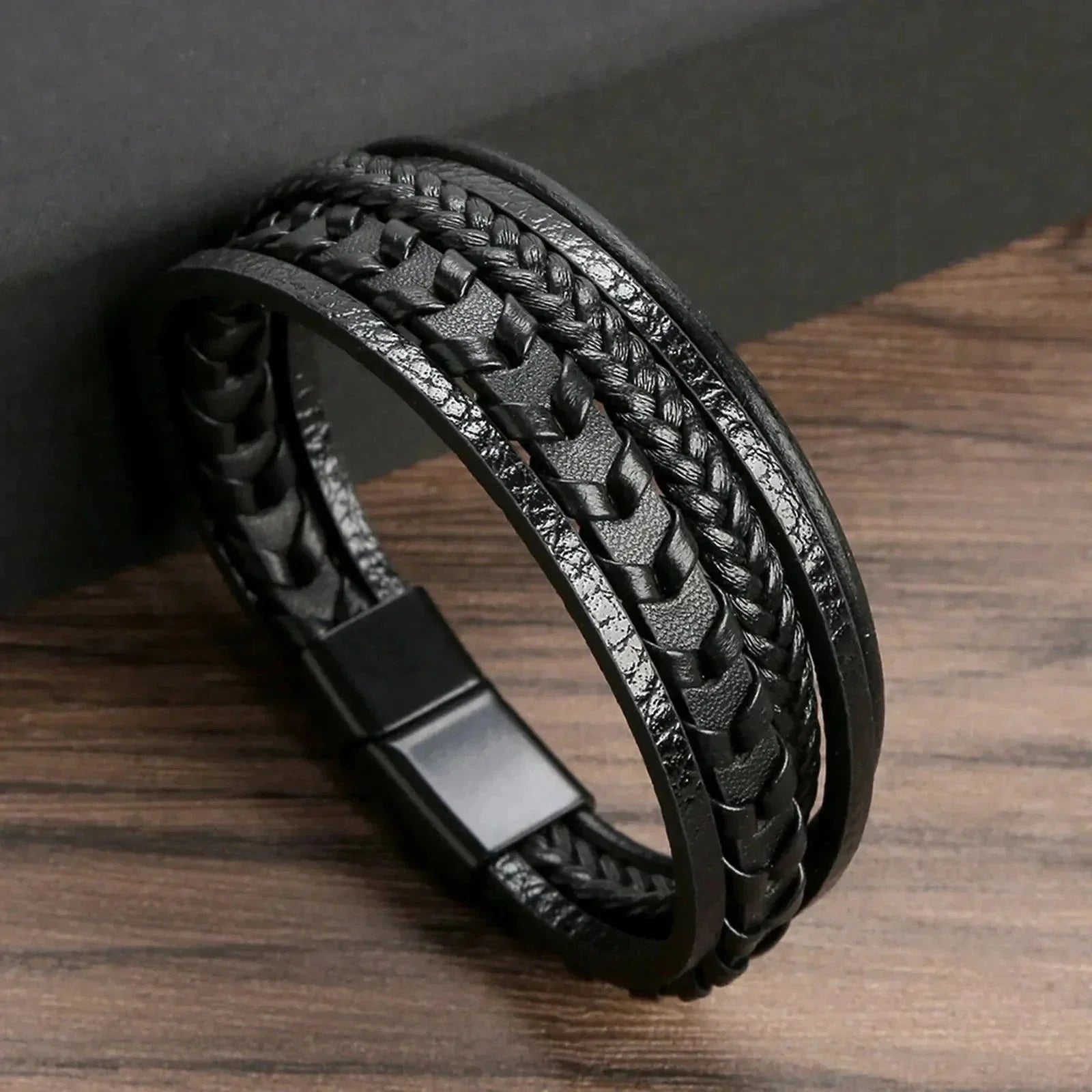 Pulseira Klaiven em Couro Sintético