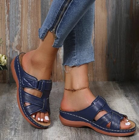 Luna Straps Women's Sandals in Vintage Synthetic Leather