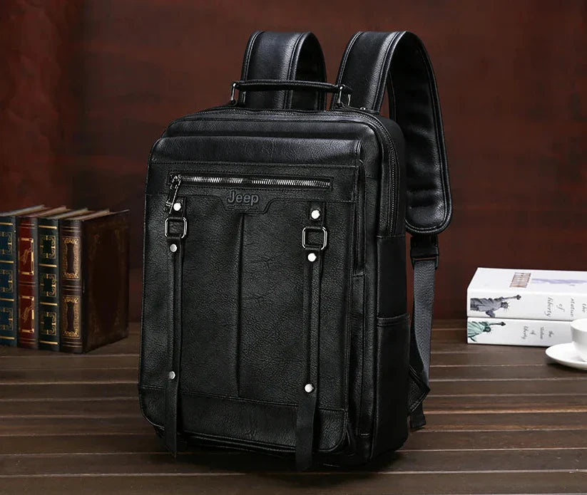 Mochila NomadTrail em Couro Sintético