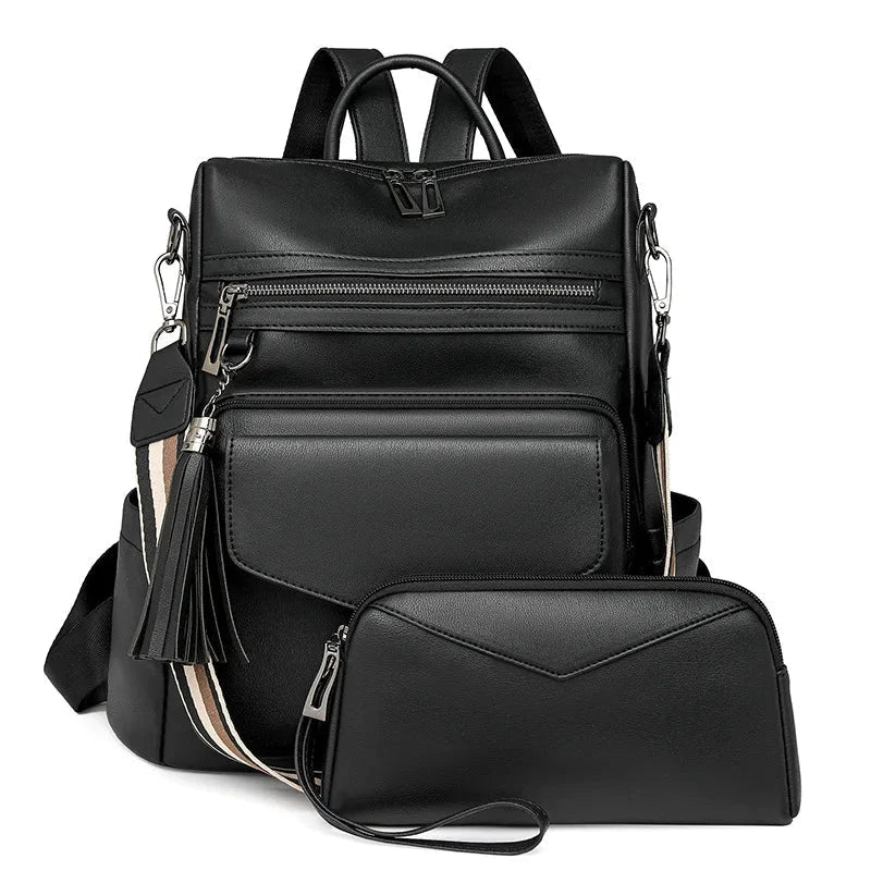 Mochila Feminina com Necessaire em Couro Sintético