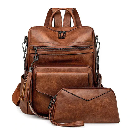 Mochila Feminina com Necessaire em Couro Sintético