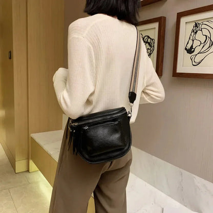 Bolsa Feminina Urbana em Couro Sintético