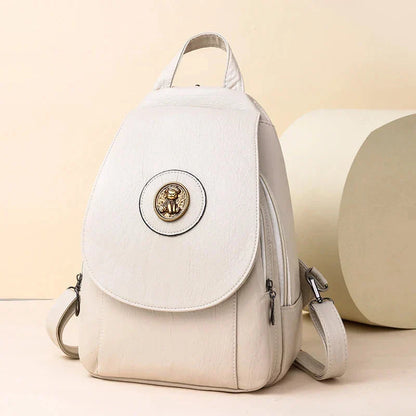 Mochila Feminina Versatta em Couro Sintético