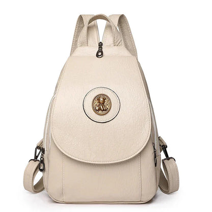 Mochila Feminina Versatta em Couro Sintético